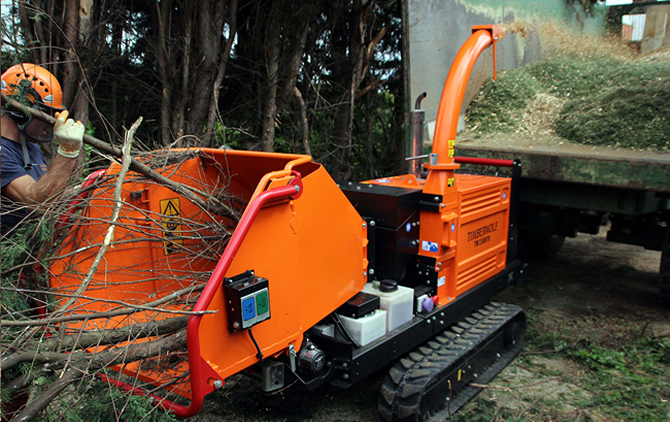 Tracked Chipper Hire
